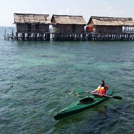 Bintan Laguna Restaurant And Resort Телукбакау Экстерьер фото